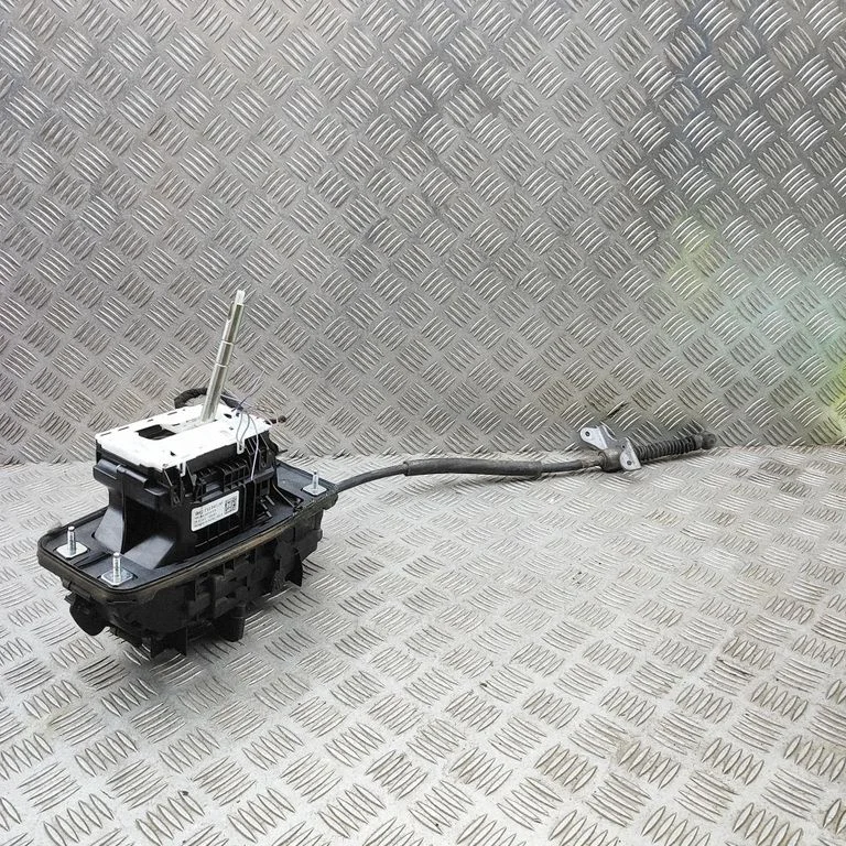 Gear selector mechanism 8K2713041AF