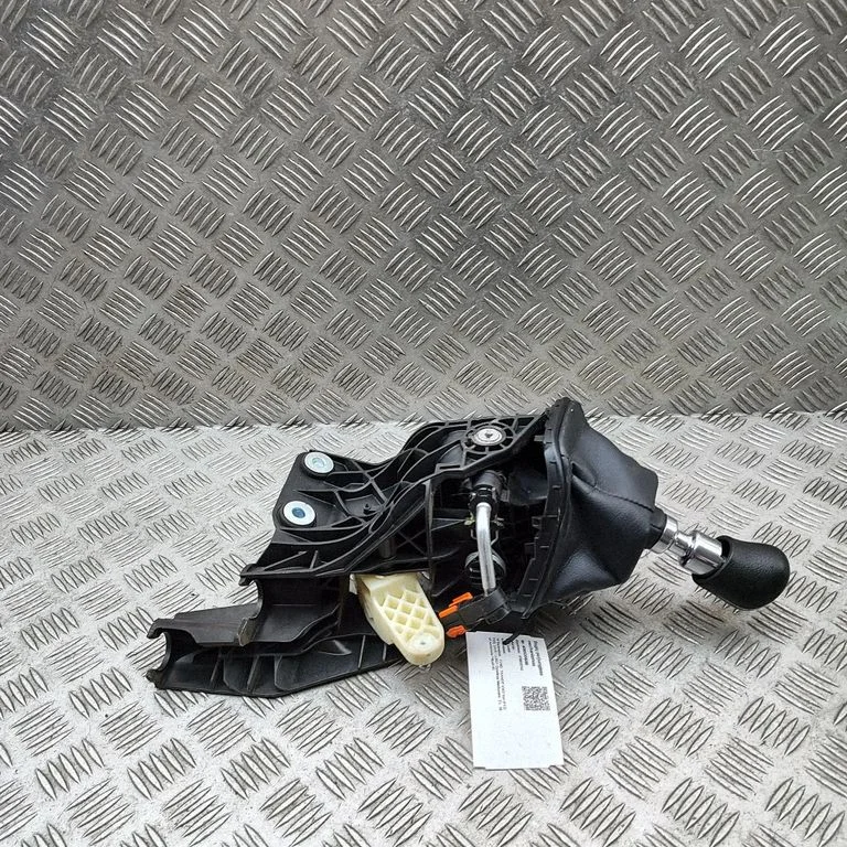 Gear selector mechanism JK217B118ACW