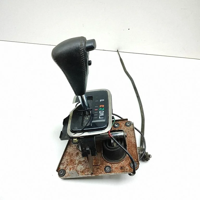 Gear selector mechanism 3354220140C0
