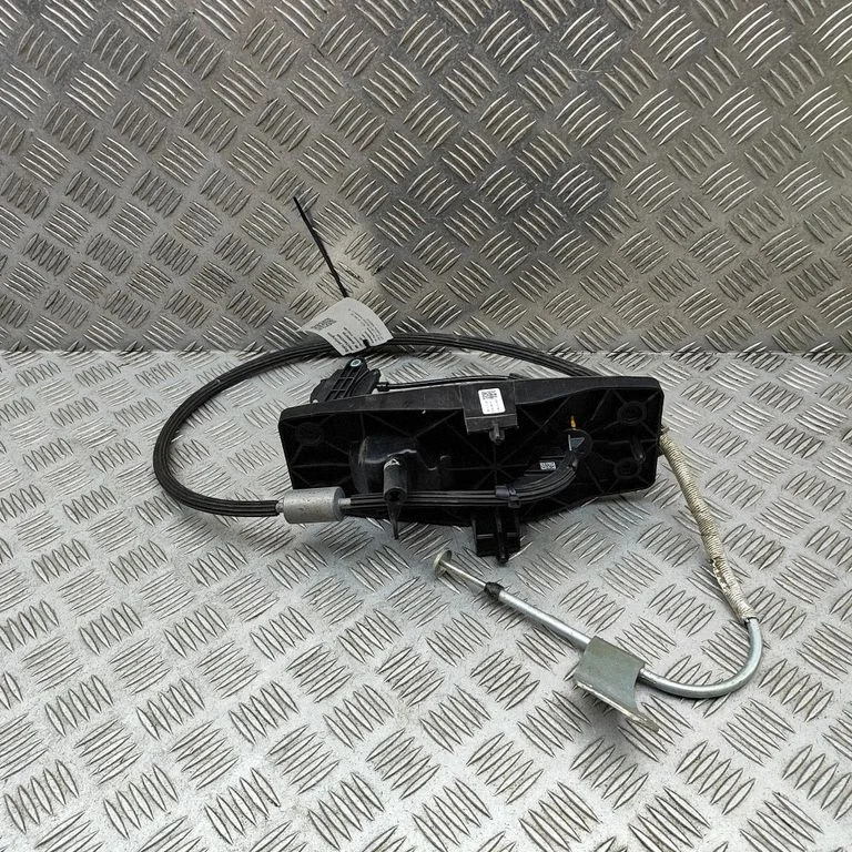 Pārnesumu pārslēgšanas mehānisms (kulise) 8W0713052K