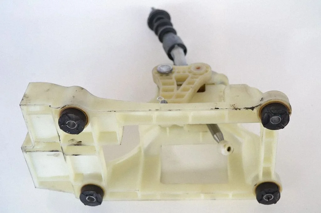 Gear selector mechanism – Hyundai Santa Fe (2006-2012)