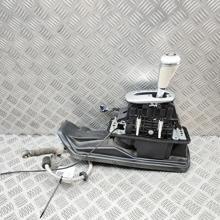Mechanizm zmiany biegów (kulisa) 3W0713741