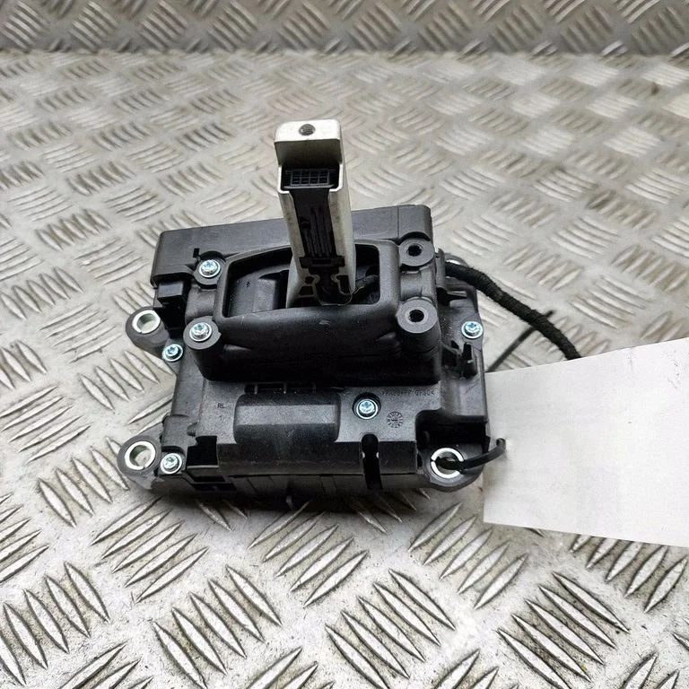 Mechanizm zmiany biegów (kulisa) 8W2713041K