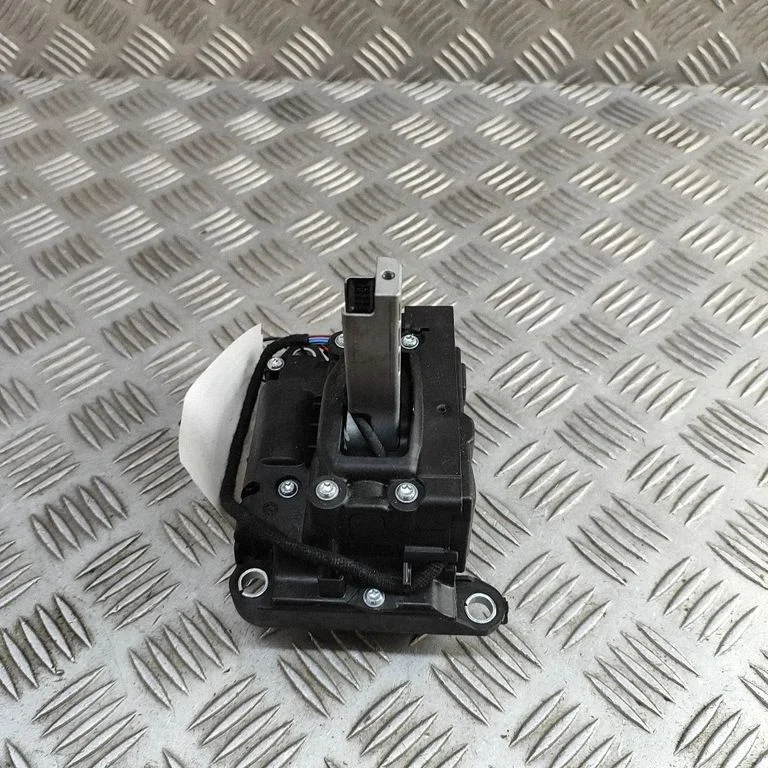 Mechanizm zmiany biegów (kulisa) 80C713041L