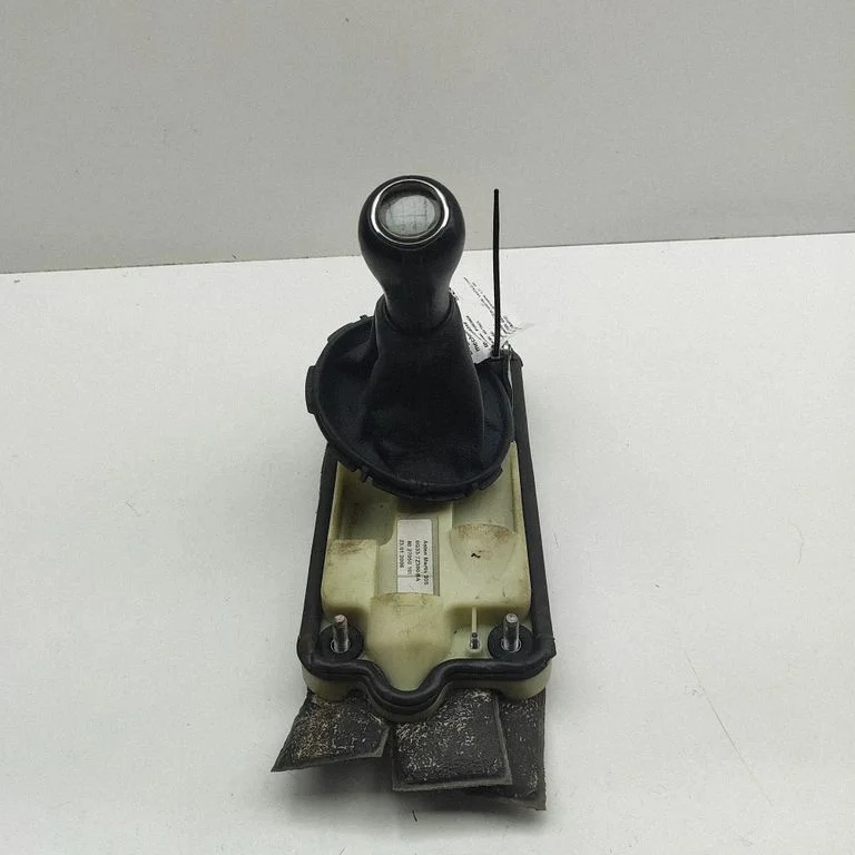 Pārnesumu pārslēgšanas mehānisms (kulise) 6G337Z390BA