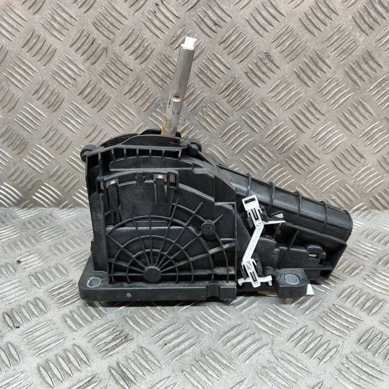 Gear selector mechanism – Volvo S90, V90 (2016-)