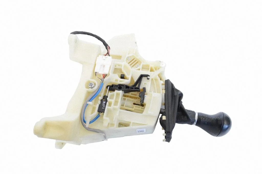 Gear selector mechanism