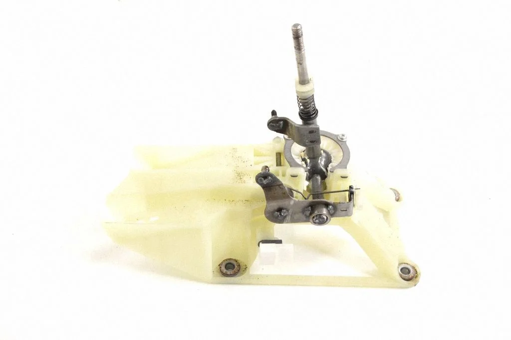 Gear selector mechanism KE40B