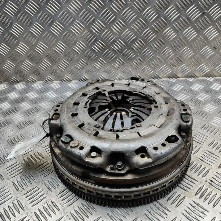 Clutch set kit – Mercedes-Benz Vito Viano W639 (2003-2014)