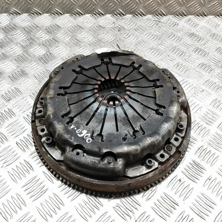 Clutch set kit – Renault Trafic II (X83) (2001-2014)