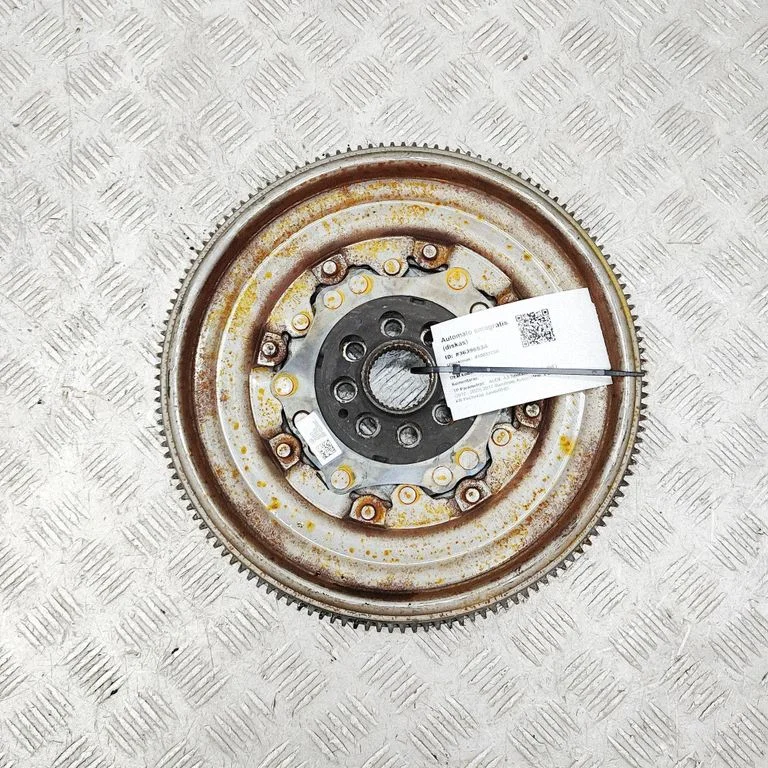 Koło zamachowe 06K105266AC