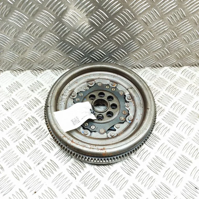 Flywheel 06K105266B