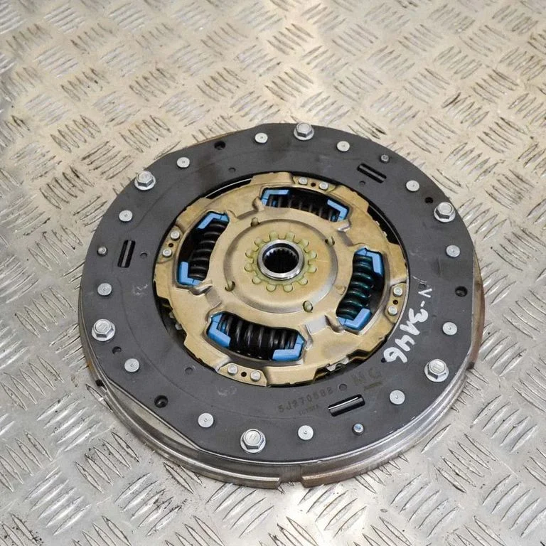Hooratas – Lexus NX (2014-2021)