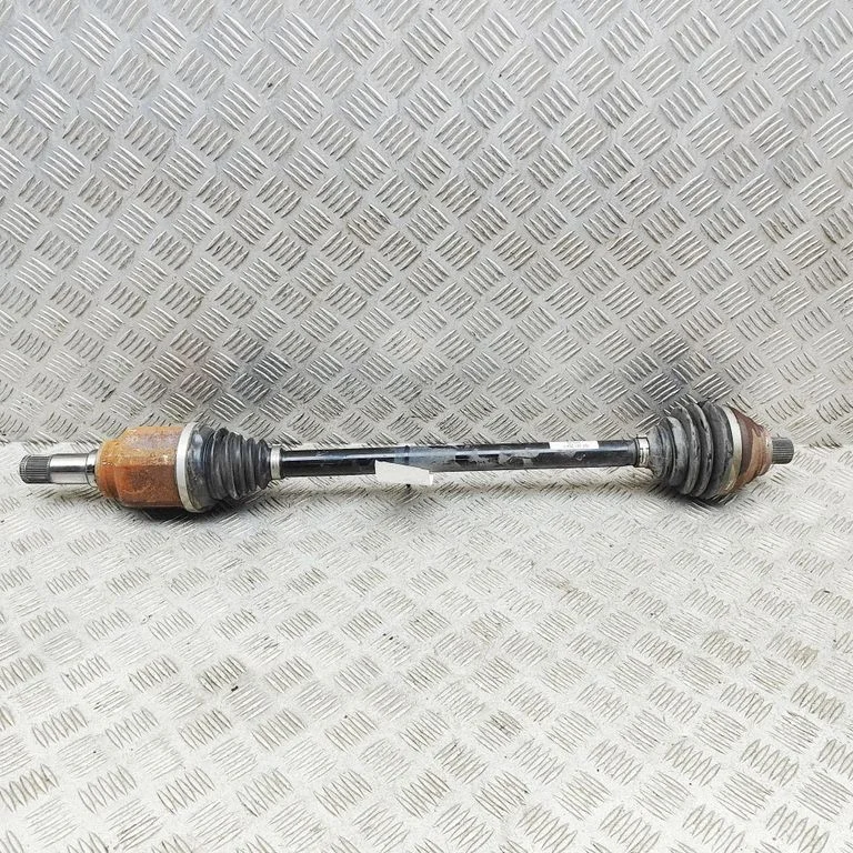 Tagumine pooltelg 1EA501204T