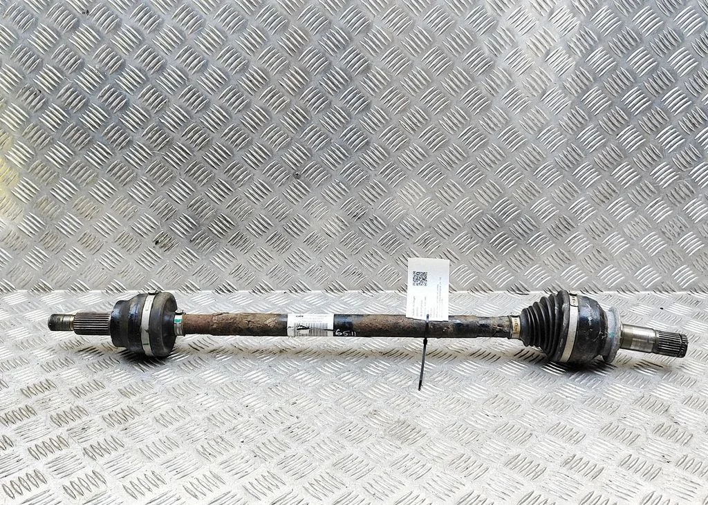 Aizmugurējā pusass GX734K138BB