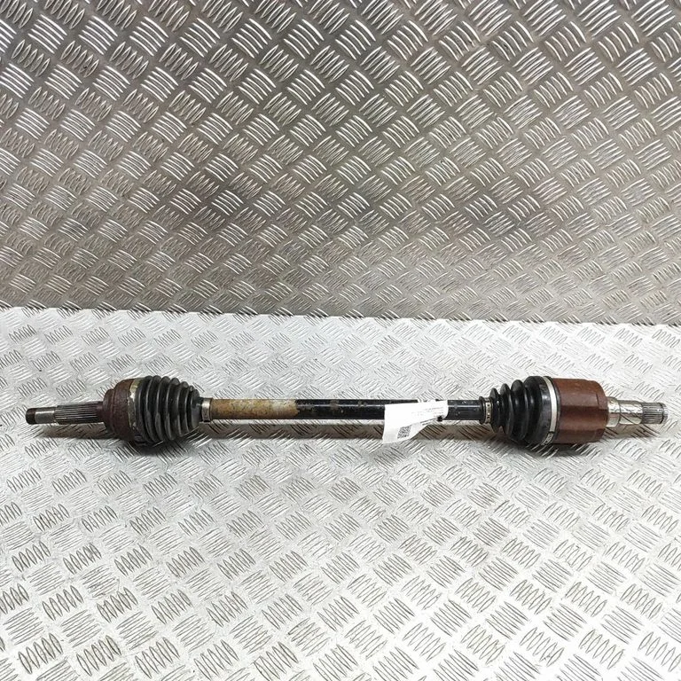 Tagumine pooltelg 102716100C