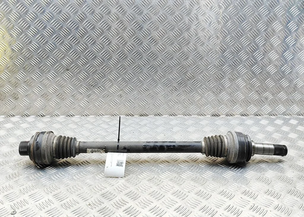 Aizmugurējā pusass 4M4501203N