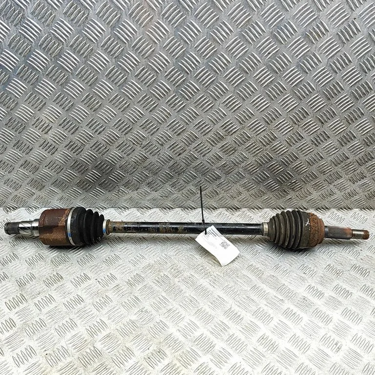 Tagumine pooltelg 102716100B