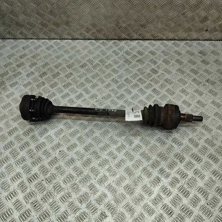 Aizmugurējā pusass 98633202403