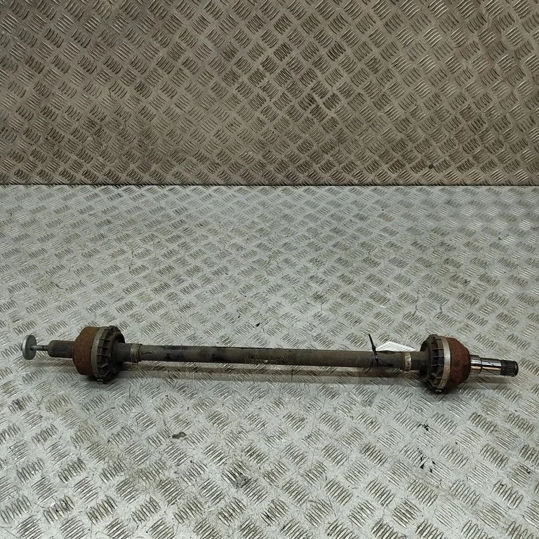 Tagumine pooltelg 32339003