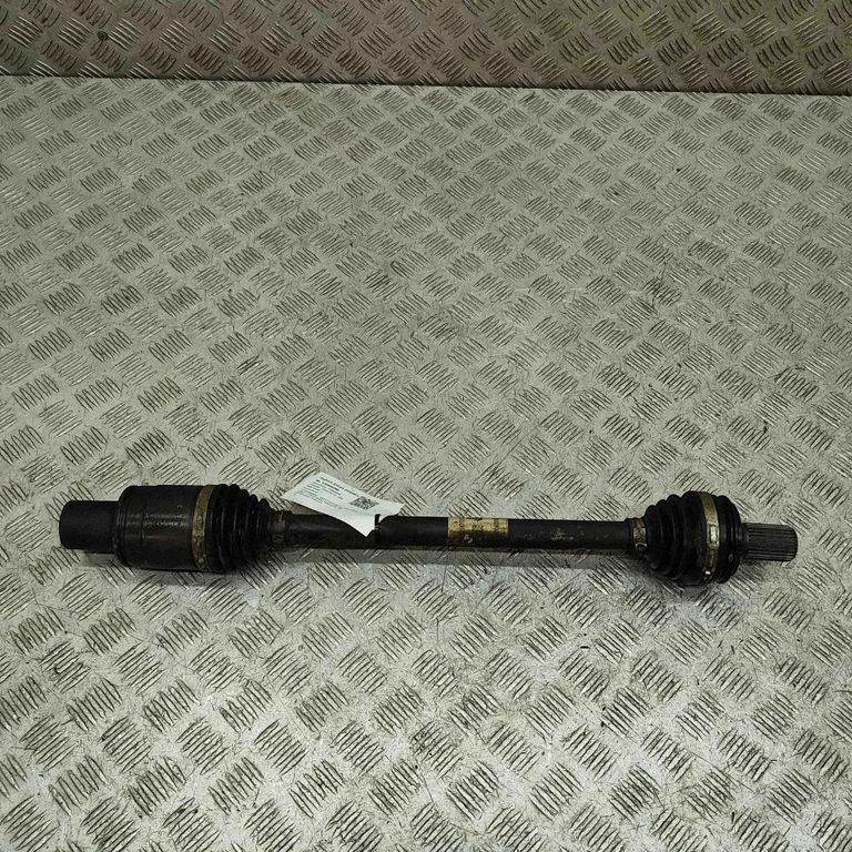Aizmugurējā pusass A2433502901