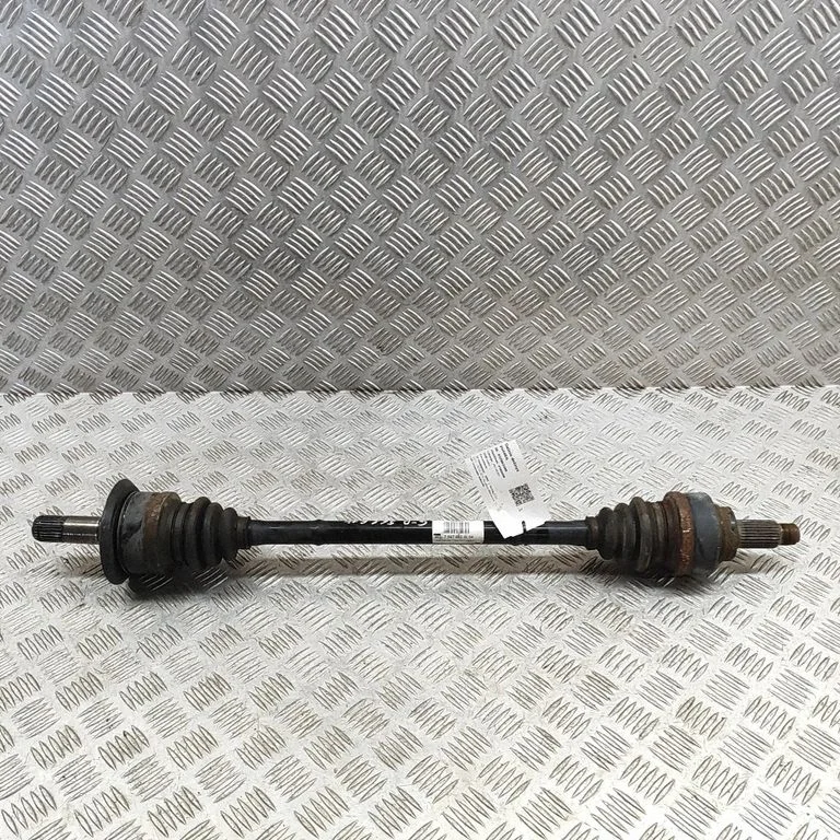 Rear driveshaft – BMW 3 Series F30 F35 F31 (2012-2018)