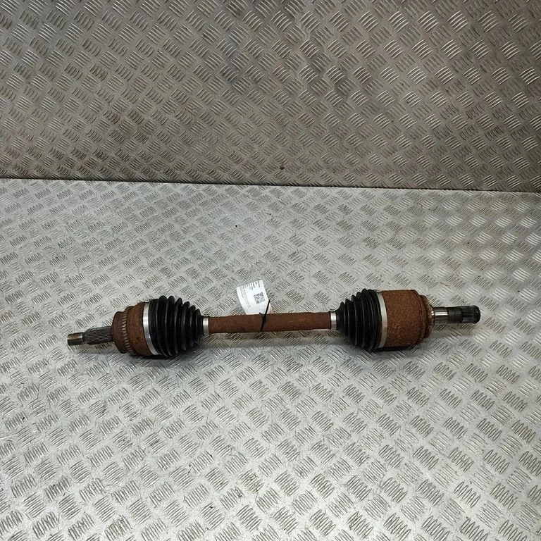 Tagumine pooltelg – Mitsubishi Pajero Sport I (1996-2008)