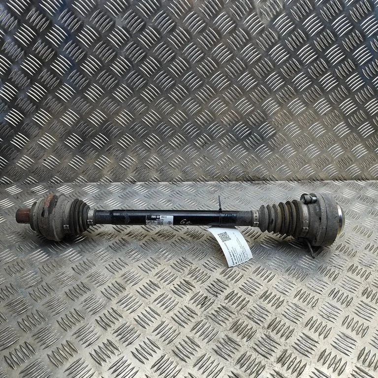 Rear driveshaft – Audi A5 (2016-2024)