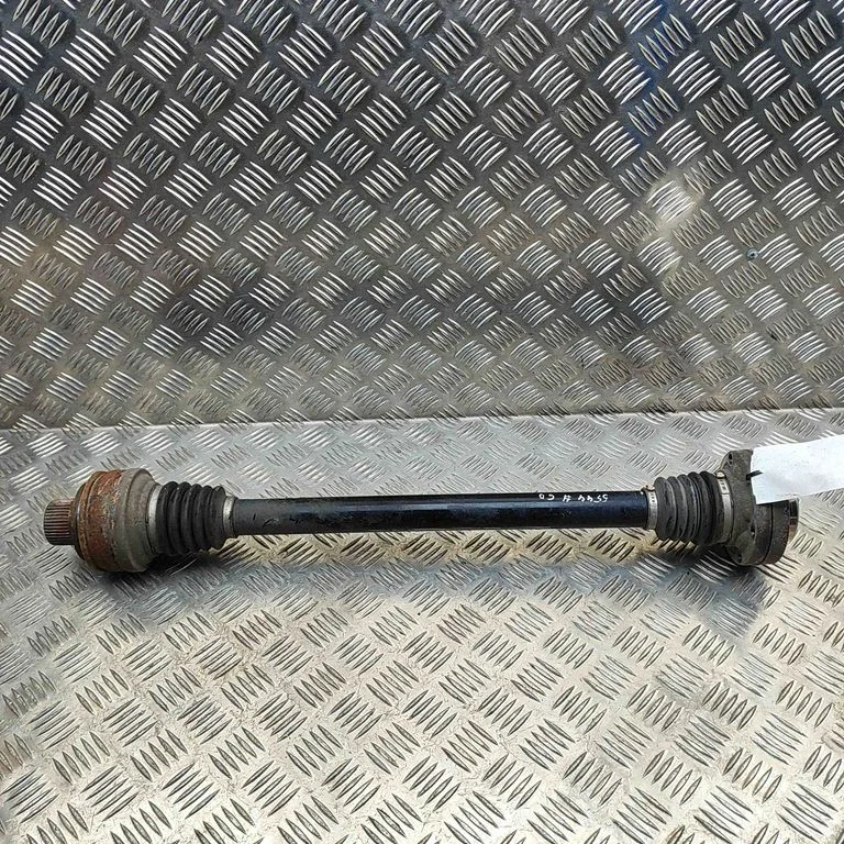 Rear driveshaft 4M0501203D