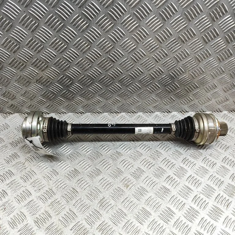 Aizmugurējā pusass 80A501204J