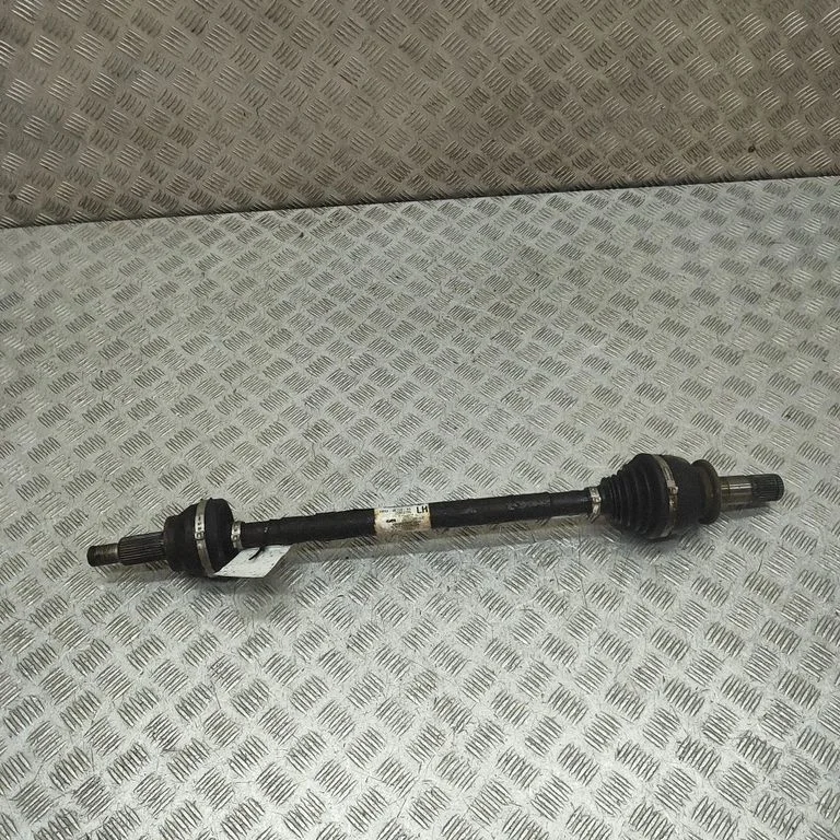 Aizmugurējā pusass HK834K139AA