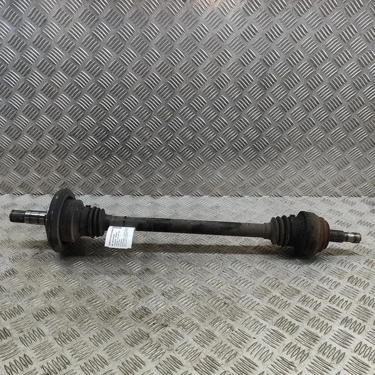 Aizmugurējā pusass A2133502611