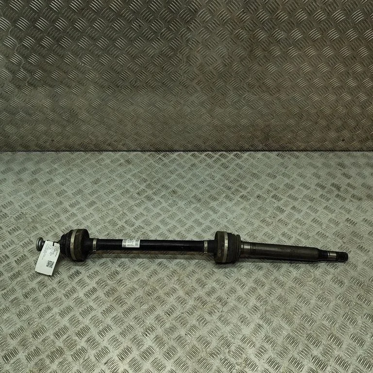 Tagumine pooltelg 5A0F0A8