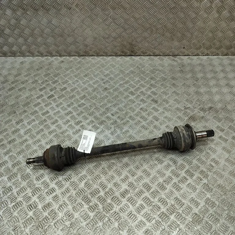 Tagumine pooltelg A2133505401