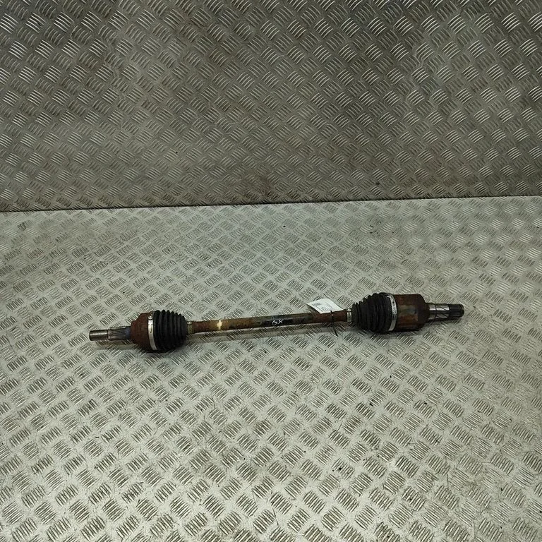 Tagumine pooltelg 118816100D