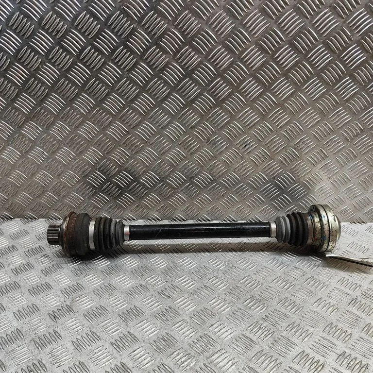 Aizmugurējā pusass 80A501204C
