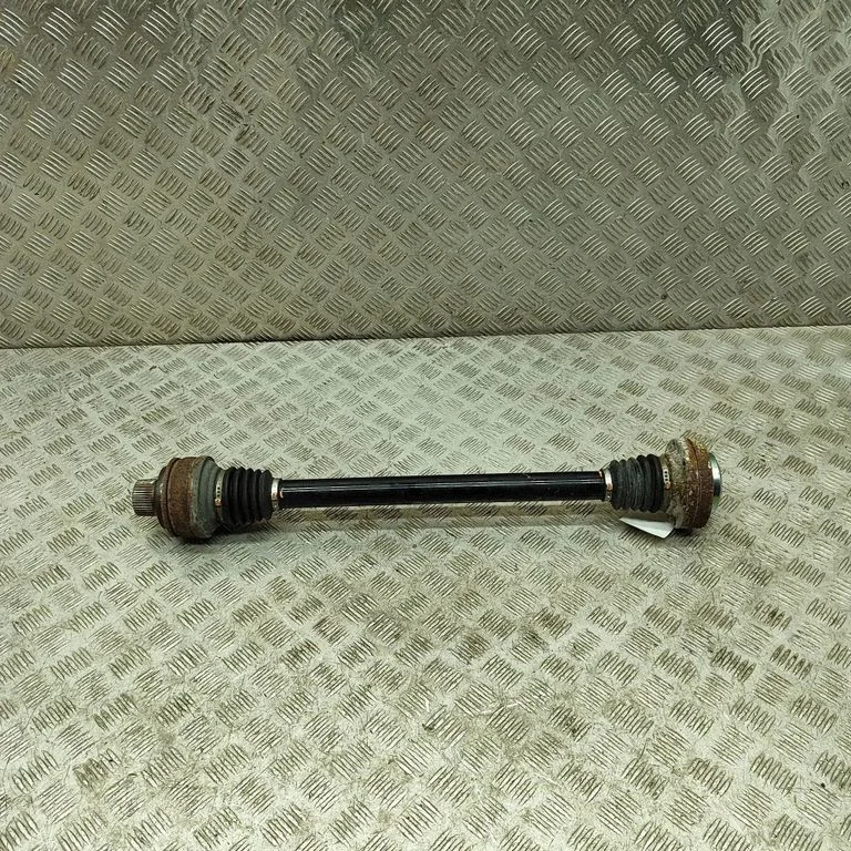 Rear driveshaft 4M0501203D
