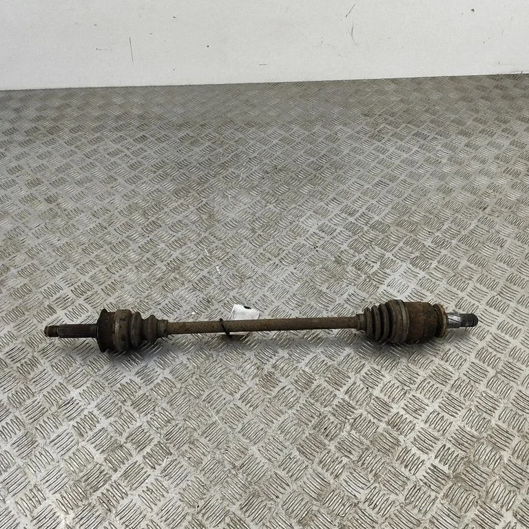 Rear driveshaft – Subaru Outback (2004-2006)