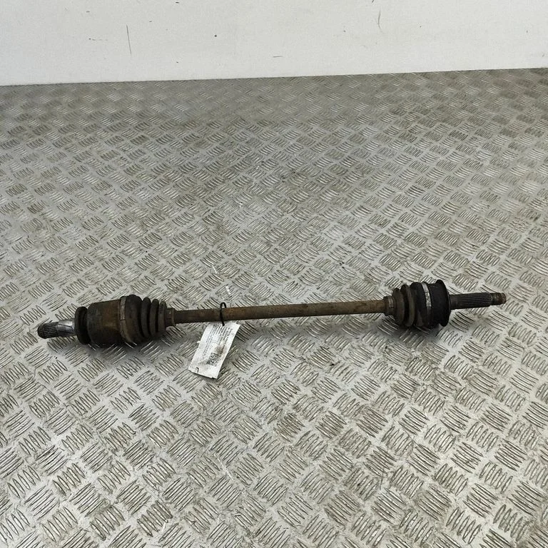 Rear driveshaft – Subaru Outback (2004-2006)