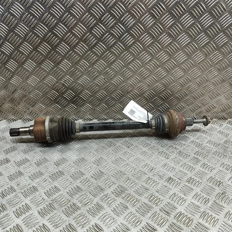 Tagumine pooltelg 1EA501203J