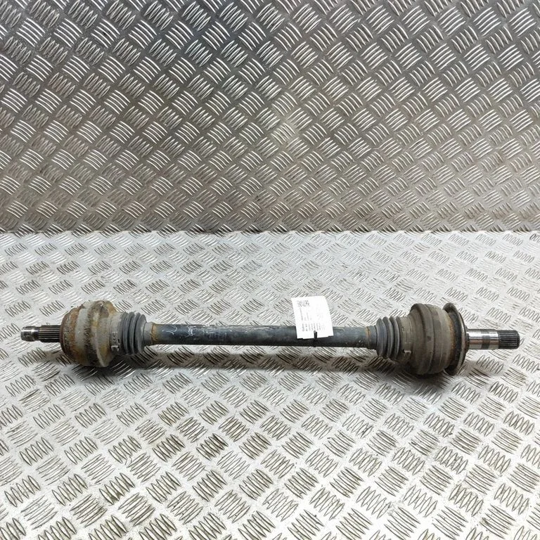Tagumine pooltelg A2053500209