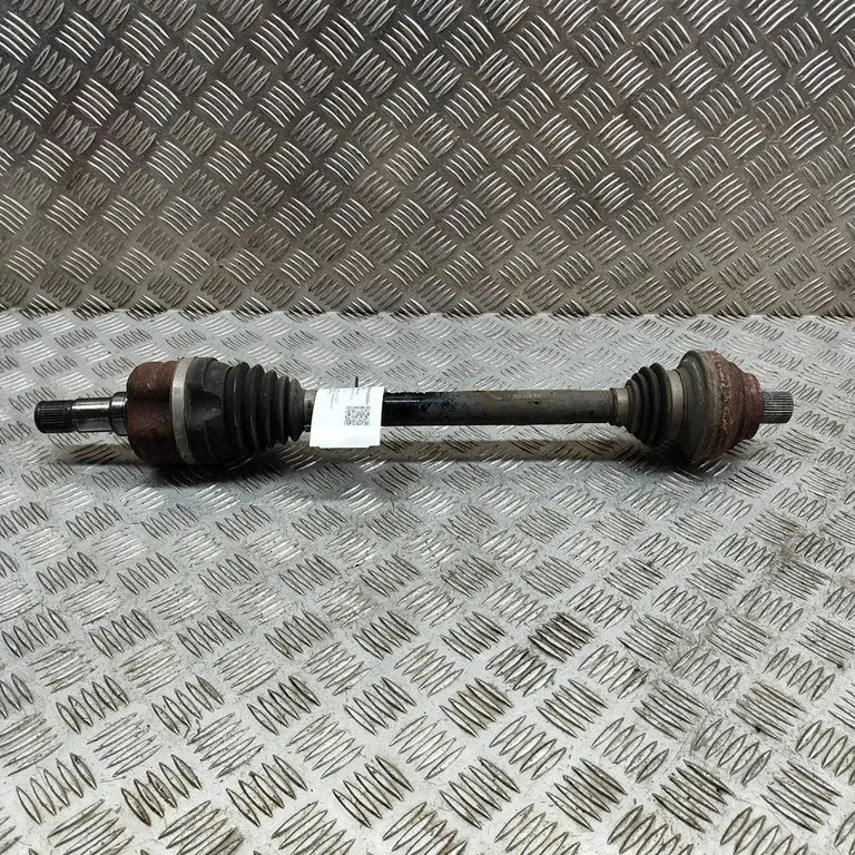 Aizmugurējā pusass 1EA501203J