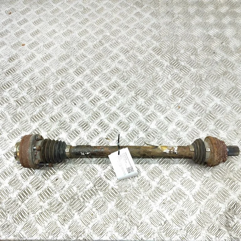 Aizmugurējā pusass 5Q0501203A