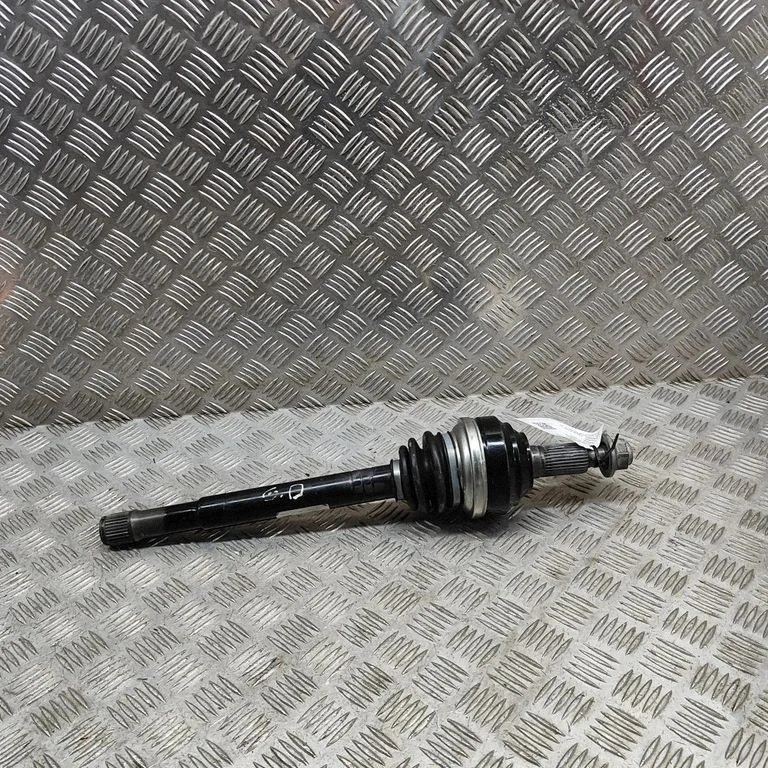 Tagumine pooltelg 9GT501201C