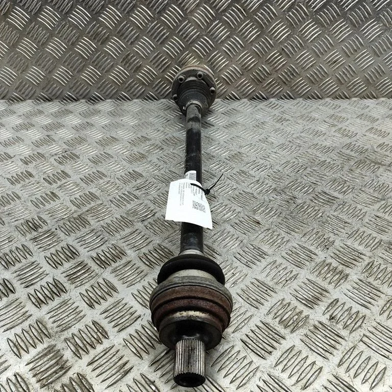 Tagumine pooltelg – Audi A3 S3 8V (2013-2019)