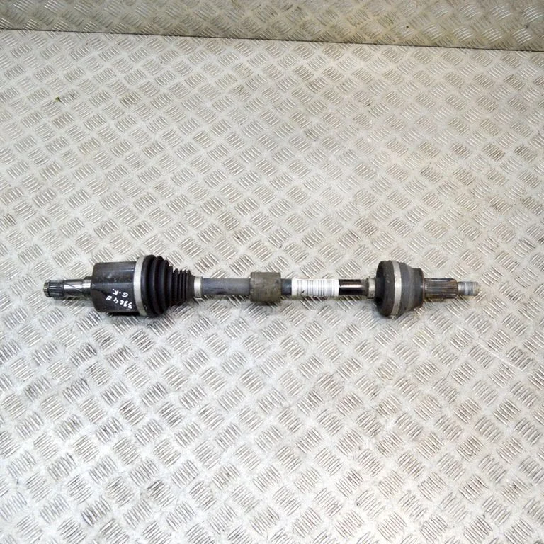 Aizmugurējā pusass J9D34B402AC