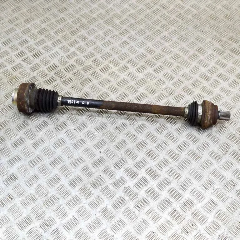 Tagumine pooltelg – Audi A3 S3 8V (2013-2019)