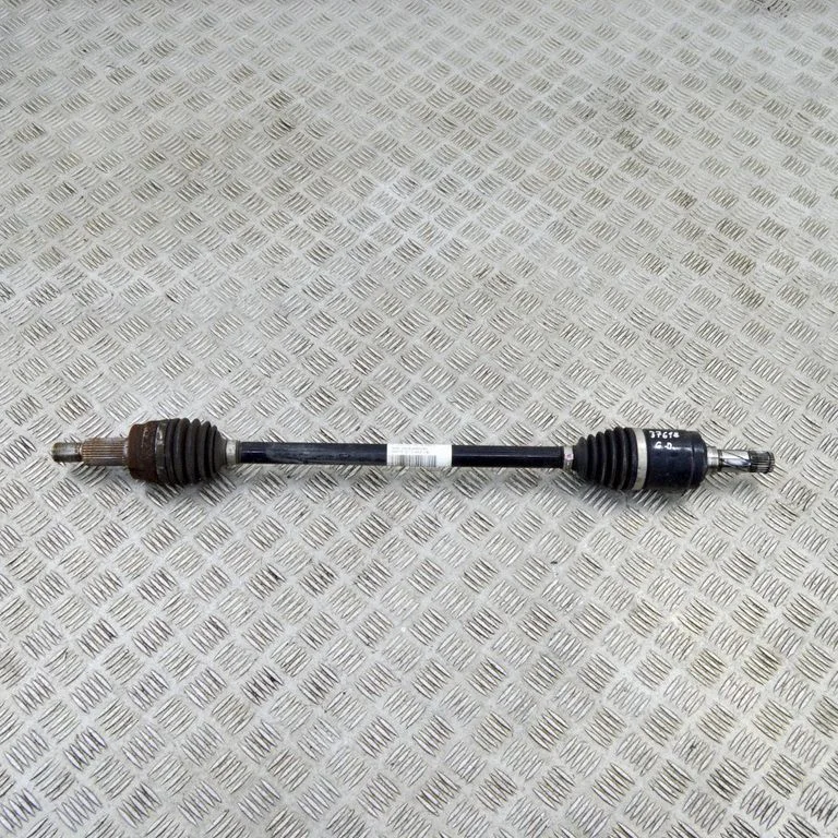 Tagumine pooltelg FK724B402AB