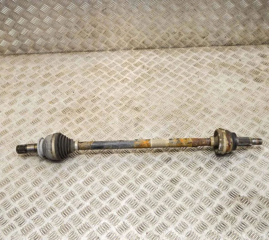 Rear driveshaft – Jaguar F-Pace (2016-)