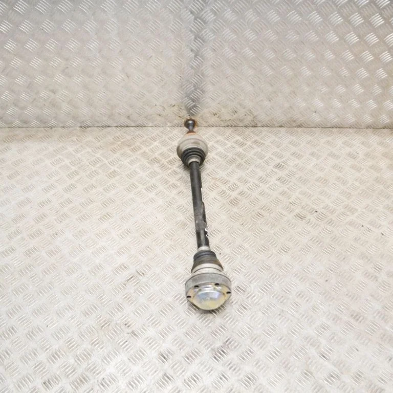 Rear driveshaft – Audi A4 S4 B9 (2015-2019)